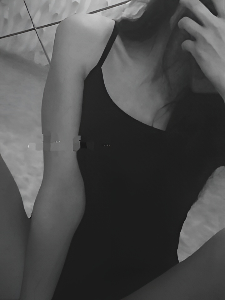 Амина привлекальеная девушка из Алушты цена от 10000 руб