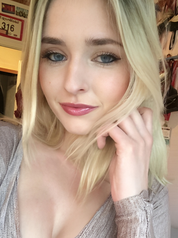 Маргарита привлекальеная девушка из Алушты цена от 4000 руб