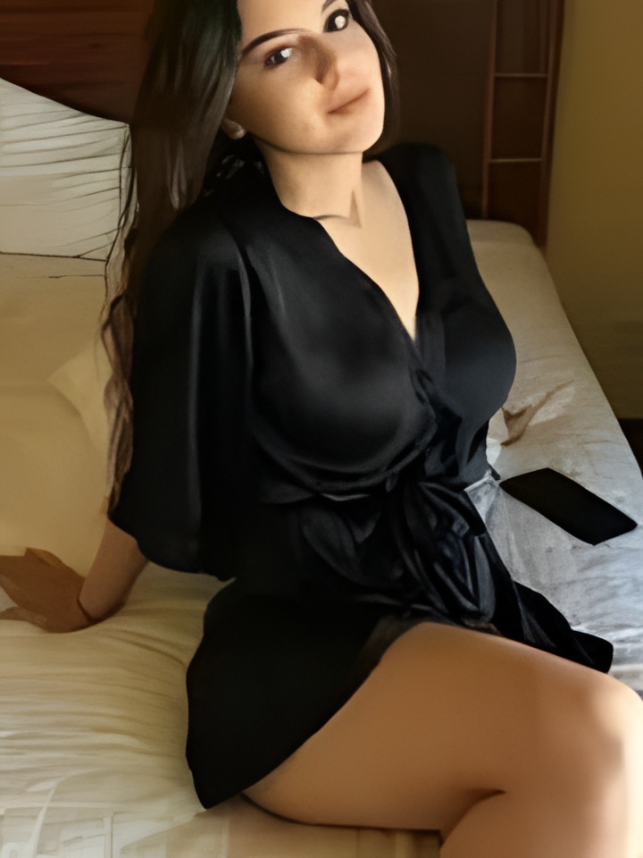 Надя привлекальеная девушка из Алушты цена от 3000 руб