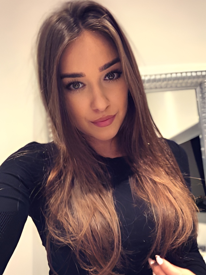 София привлекальеная девушка из Алушты цена от 3000 руб