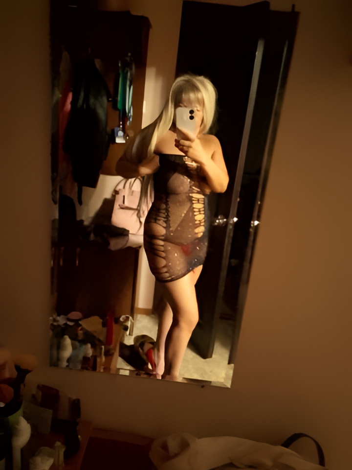 Юнона привлекальеная девушка из Алушты цена от 5000 руб