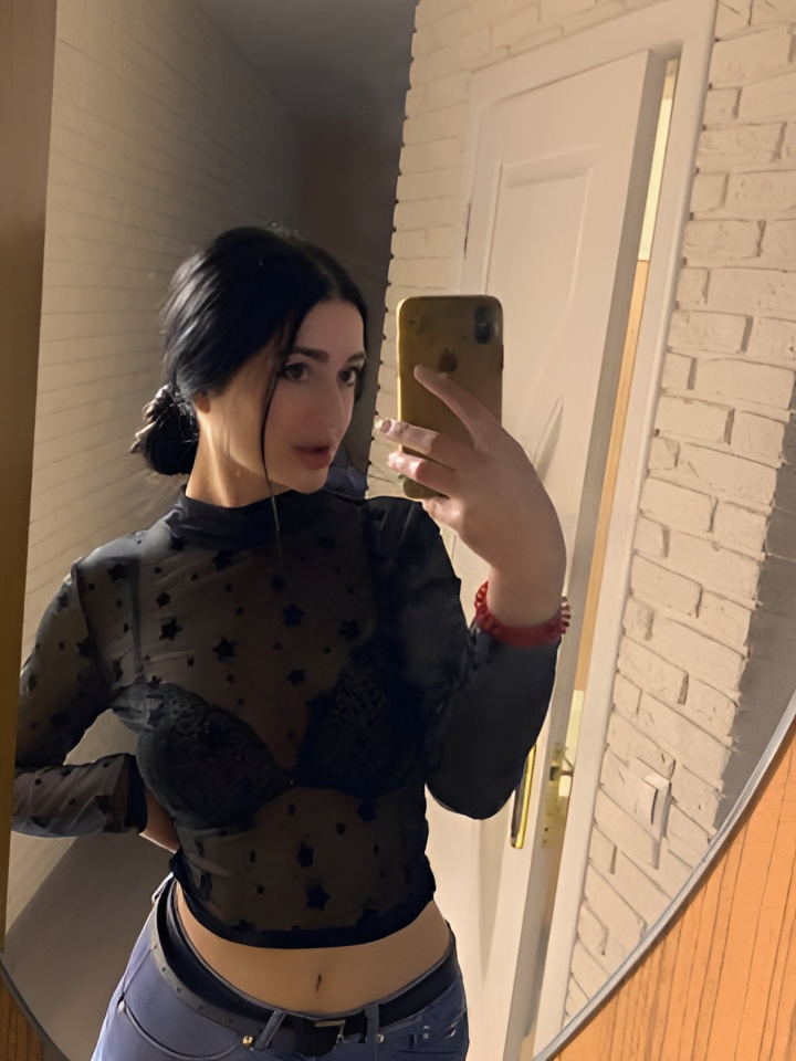 Жасмин привлекальеная девушка из Алушты цена от 5000 руб