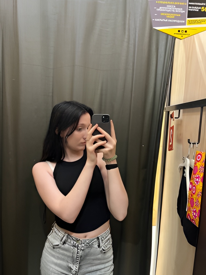 Жемчужина привлекальеная девушка из Алушты цена от 2000 руб