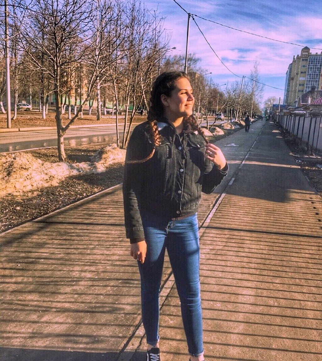 Виолетта привлекальеная девушка из Алушты цена от 3500 руб