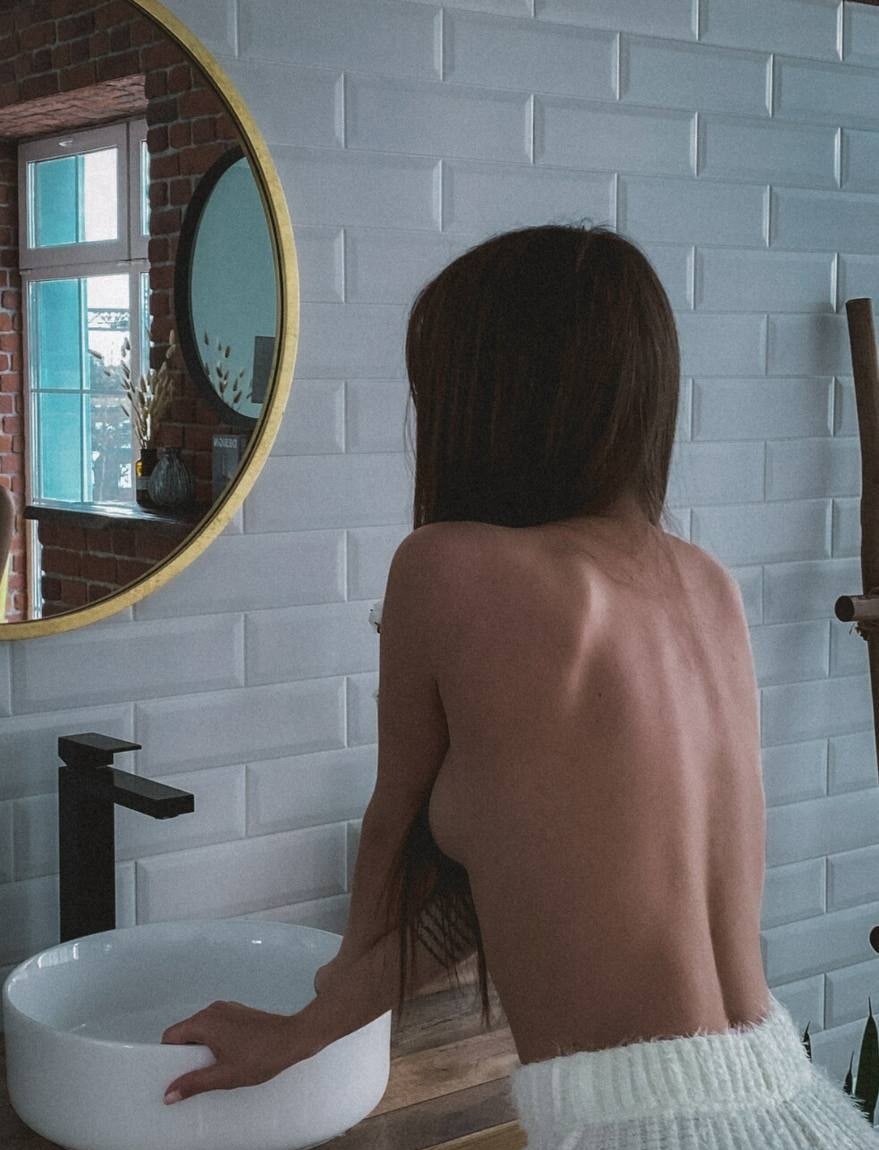 Лиля привлекальеная девушка из Алушты цена от 3000 руб