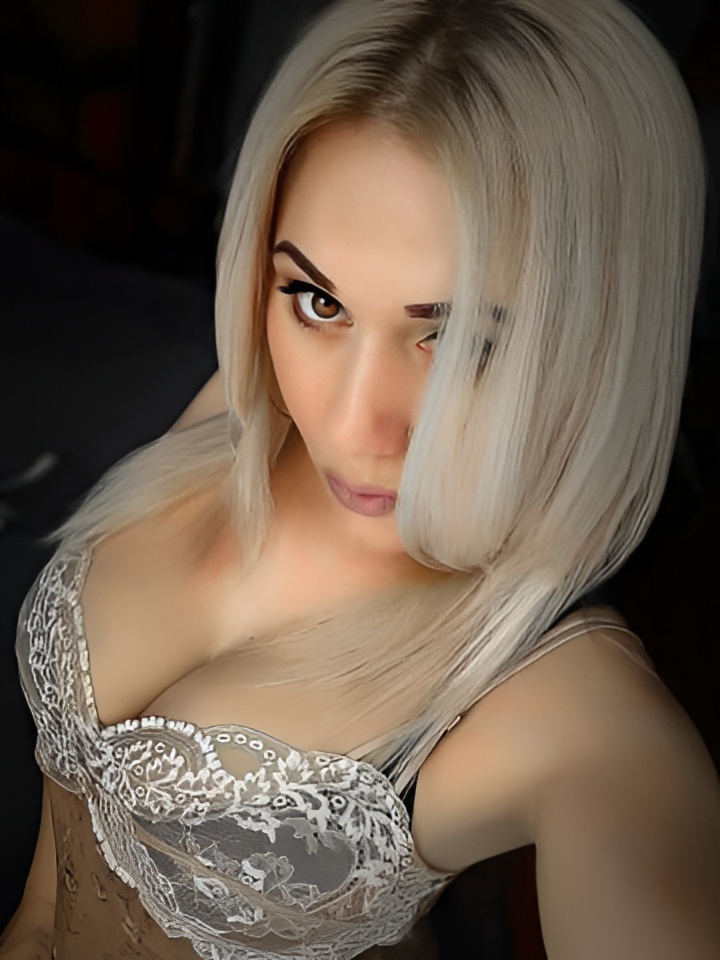 Индивидуалка Рената, доступна для личного знакомства от 1500 руб