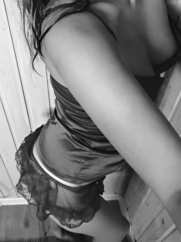 Серафима привлекательная девушка из Алушты цена от 5000 руб