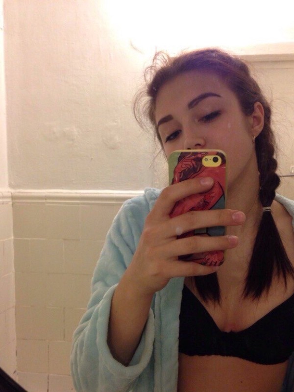 Надежда привлекательная девушка из Алушты цена от 3000 руб