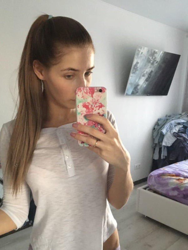 Света привлекательная девушка из Алушты цена от 3500 руб