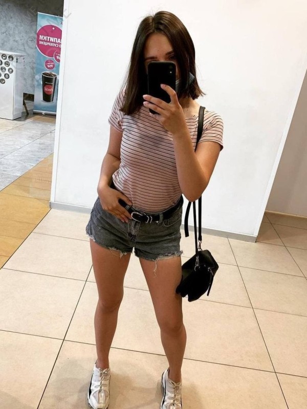 Лиза привлекательная девушка из Алушты цена от 3000 руб