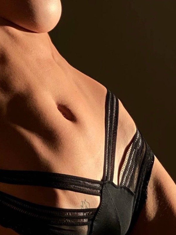 Катерина привлекательная девушка из Алушты цена от 3000 руб